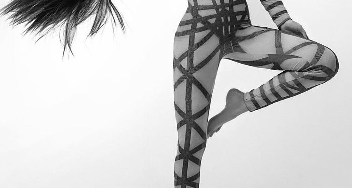 Amna Ilyas’ Fitted Black and White Bodysuit Shoot Heavily Criticized By Audience