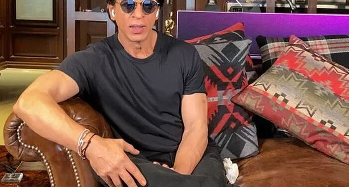 WHAT? Shah Rukh Khan Didn’t have the courage to dance with Gauri Khan