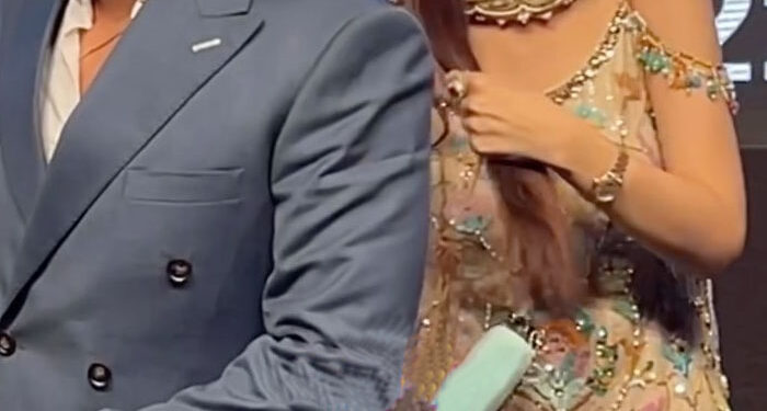 Urwa and Farhan Arrive Together, Ignoring Each Other at the Tich Button Trailer Launch