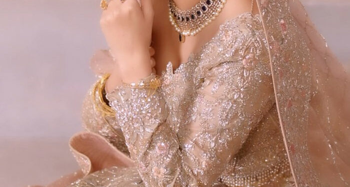 Saboor Aly Sets The Internet On Fire With Her New Pictures
