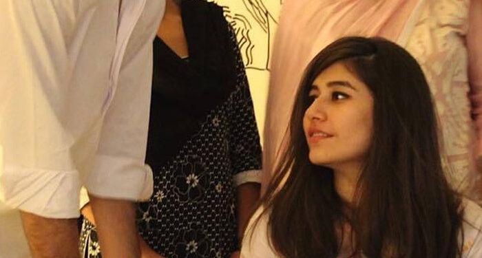 Syra Yousuf and Shehroz Sabzwari’s LOVE CHEMISTRY in the upcoming film: Teaser is out now! 