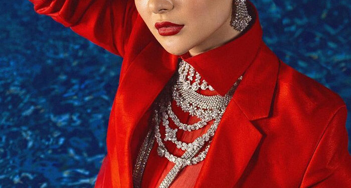 Hania Aamir red dress