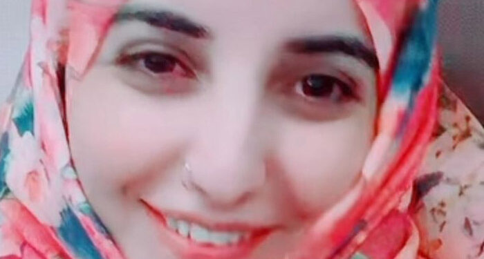 Hareem Shah becomes MAGNET TO TROUBLE with another foreign currency splash